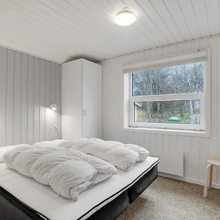 5 Bedroom Cozy In Ringkobing Søndervig